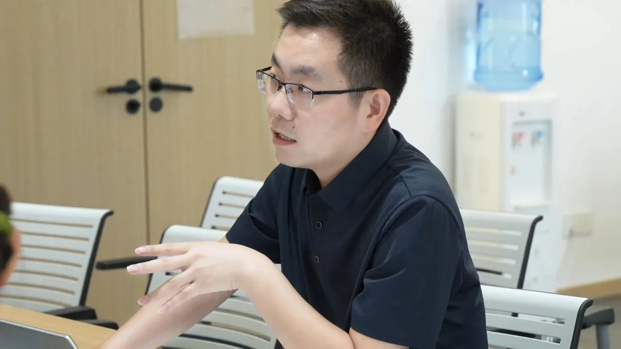 2025年第8次月度会 3.jpg 2025年第8次月度会 3.jpg