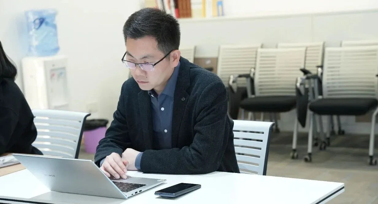 深耕案件11.10月度会 2.jpg 深耕案件11.10月度会 2.jpg