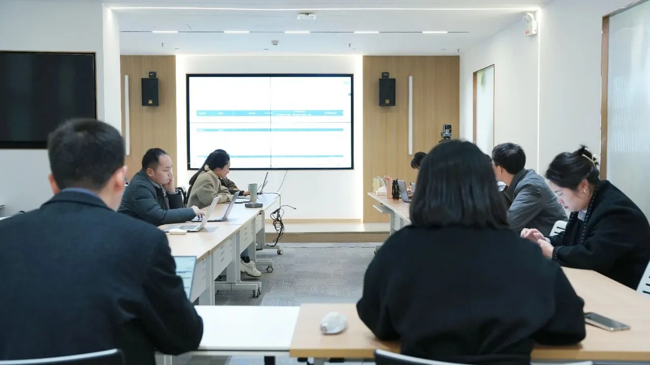 深耕案件11.10月度会 5.jpg 深耕案件11.10月度会 5.jpg