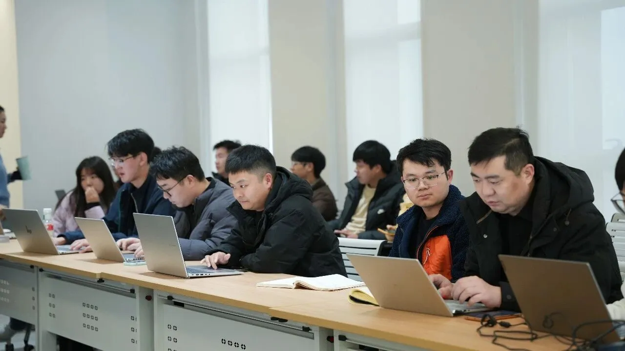 12.12执行月度会2.jpg 12.12执行月度会2.jpg